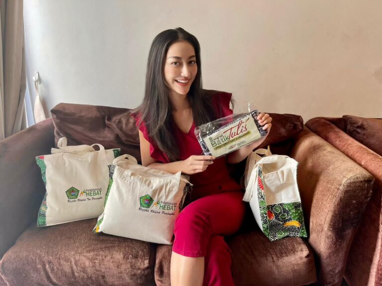 Ajang Miss Universe 2021 di Amerika Serikat, Batik Tulis Pamekasan Jadi Suvenir Idola