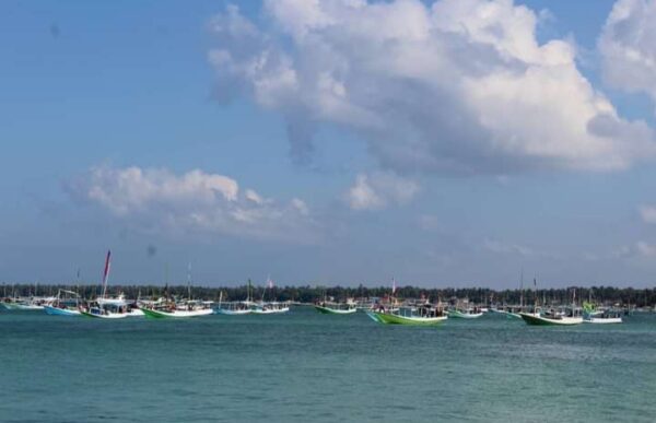 Berharap Hasil Tangkapan Melimpah, Warga Masalembu Gelar Petik Laut