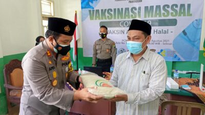 Gandeng PCNU, Polres Pamekasan Laksanakan Gerai Vaksin Presisi Door To Door