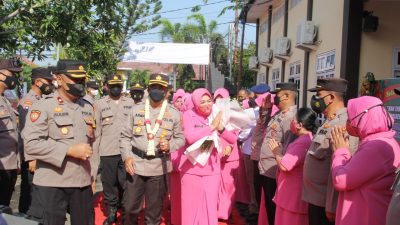 Polres Sampang Gelar Pisah Sambut Kapolres Sampang