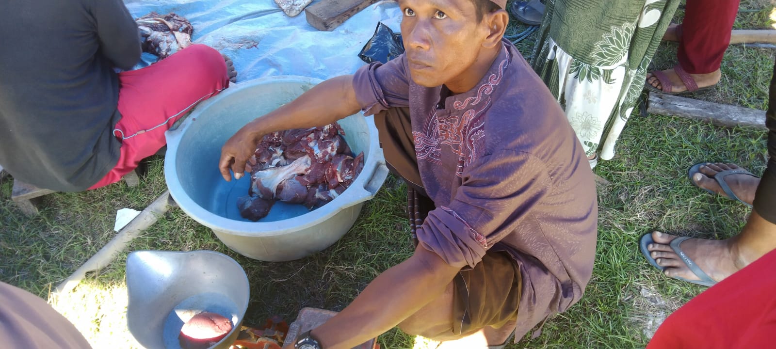 Yayasan Babussalam bersama IKABAS Tanjung Kiaok, Potong 3 Ekor Sapi dan 6 Ekor Kambing untuk Kurban