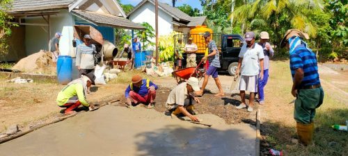 Swadaya Perbaikan Jalan di Masalembu Meluas, Anggaran Negara Patut Dipertanyakan