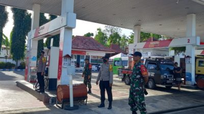 Harga BBM Naik, SPBU di Sumenep Dijaga Personel TNI-Polri