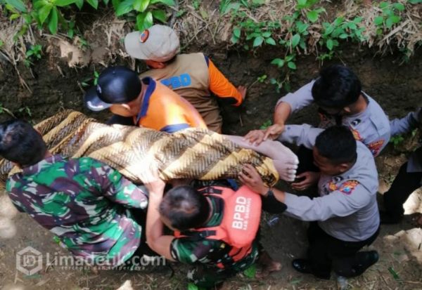 Korban yang Melarikan Diri ke Sungai Ditemukan Warga Dalam Keadaan Tak Bernyawa