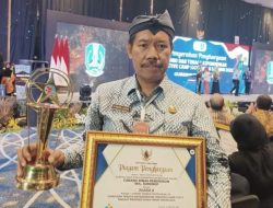 Setelah Guru Berprestasi, Kacabdin Wilayah Sumenep Juga Terima Penghargaan Gubenur Jatim