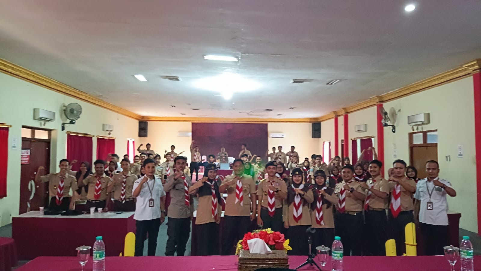 Wujudkan Pemilu Jurdil, Bawaslu Sumenep Gelar Sosialisasi Pengawasan Partisipatif Bersama DKC Pramuka Sumenep 2 Wujudkan Pemilu Jurdil, Bawaslu Sumenep Gelar Sosialisasi Pengawasan Partisipatif Bersama DKC Pramuka Sumenep