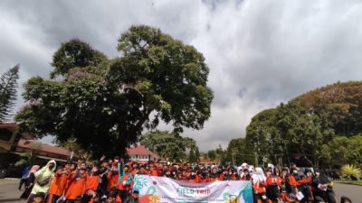 Siswa-Siswi SMP Sepuluh Nopember Sidoarjo Ikuti Field Trip Kampoeng Sinaoe di Kebun Teh Wonosari