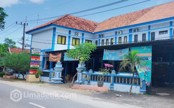 Terkesan Arogan, Oknum Petugas Puskesmas Robatal Rampas Hp Wartawan 1 Terkesan Arogan, Oknum Petugas Puskesmas Robatal Rampas Hp Wartawan