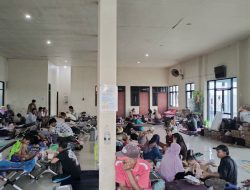 Penumpang yang Tertahan di Pelabuhan Kalianget Mengaku Hanya Dapat Sarapan Pagi