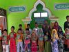 Abdimas Universitas Trunojoyo Madura Wakafkan Alquran bersama Laznas LMI untuk Masjid Misbahul Imam Desa Semaan