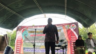 Mahasiswa KKN-T UTM Meriahkan Jalan Jantung Sehat Desa Astapah Sampang