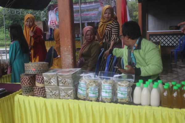 Abdimas KKN-T 37 Universitas Trunojoyo Madura Turut Memeriahkan Gebyar Pesta Rakyat Desa Astapah