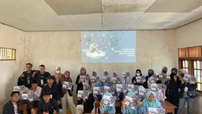 Sosialisasi Branding Potensi Lokal di Desa Napo Laok oleh Mahasiswa KKN-T 46 UTM