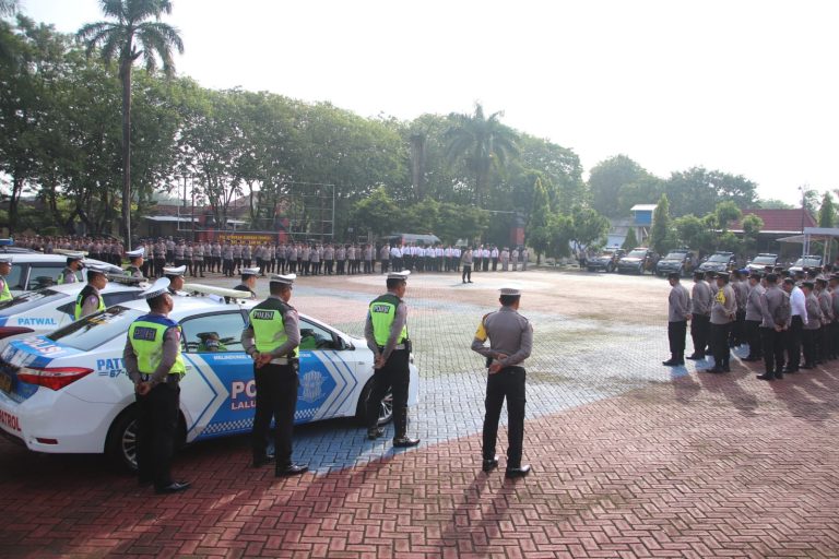 Ribuan Warga Nadhliyin Sumenep Berangkat Hadiri Puncak Harlah 1 Abad NU, Polres Terjunkan Personel Pengamanan