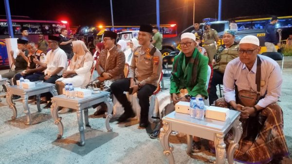 Pastikan Keselamatan Jamaah NU, Kapolres Pamekasan Kerahkan Pengawalan Sampai ke Delta Sidoarjo