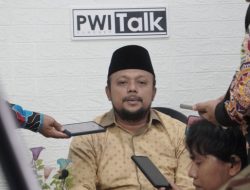 Ada PWI Sumenep Talk, Komisioner KPU: Channel Ini Ditunggu Masyarakat 2 Ada PWI Sumenep Talk, Komisioner KPU: Channel Ini Ditunggu Masyarakat
