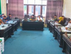 Mengadu ke Dewan, Warga Minta Penggarapan Lahan Garam Dihentikan