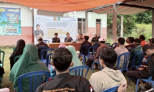 Himpass Bersama Dukcapil Kenalkan IKD Pada Warga Desa Saur Saebus