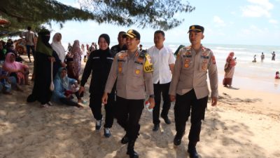 Pastikan Keamanan Pengunjung, Kapolres Sumenep Tinjau Wisata Pantai Lombang