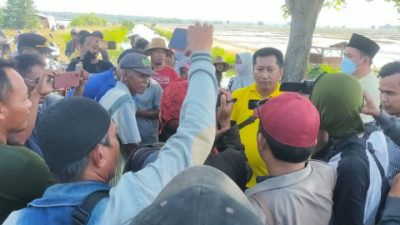 Warga Gersik Putih Kembali Usir Paksa Pekerja dari Luar Desa