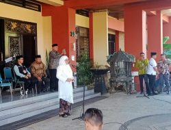 Lepas 140 Orang JCH, Wabup Sumenep Titip Doa untuk Jamaah 3 Lepas 140 Orang JCH, Wabup Sumenep Titip Doa untuk Jamaah