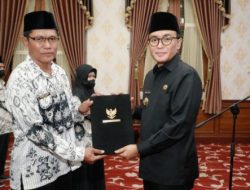 Lantik 17 Kepala Sekolah SD & SMP, Mas Tamam Ingatkan Kepsel Tak Main-main soal Pendidikan