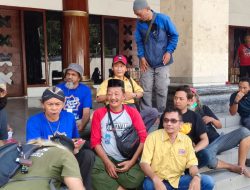 Pererat Silaturrahmi, SMSI Kota Surabaya Sambangi Gerakan Resik-Resik Masjid