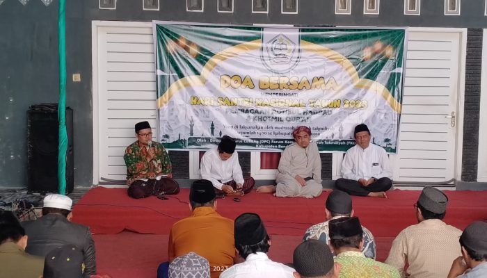 Doa Bersama Peringati Hari Santri, Ketua FKDT Bondowoso : Kewajiban Santri Menjadi Penggerak Agama Islam