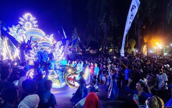 Peserta Festival Musik Tong-tong se-Madura Dalam Rangka Harjad ke-754 Sumenep Diapresiasi Bupati Fauzi 5 Peserta Festival Musik Tong-tong se-Madura Dalam Rangka Harjad ke-754 Sumenep Diapresiasi Bupati Fauzi