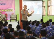 Di SMP Negeri 2 Sumenep, Wakapolres Berikan Binluh Pencegahan Bullying 3 Di SMP Negeri 2 Sumenep, Wakapolres Berikan Binluh Pencegahan Bullying