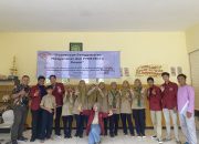 Gunakan Pembelajaran Berbasis Game dan Blended Learning, Mahasiswa PMM Bhaktiku Negeri Laksanakan Speaking Club di SMP Muhammadiyah 1 Kota Malang 9 Gunakan Pembelajaran Berbasis Game dan Blended Learning, Mahasiswa PMM Bhaktiku Negeri Laksanakan Speaking Club di SMP Muhammadiyah 1 Kota Malang