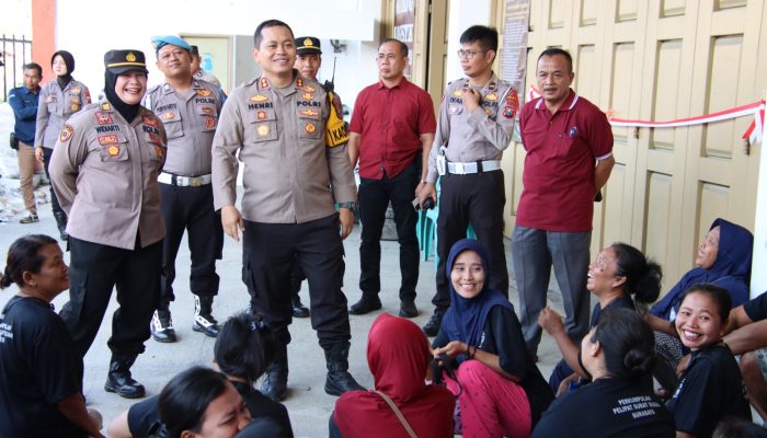 Pelipatan Surat Suara Pilkada 2024 dapat Pengamanan Ketat Polres Sumenep
