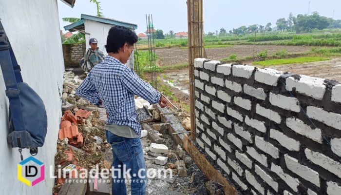 Usai di Sorot Proyek Paving PAUD Nusa Indah di Alihkan ke Pagar Halaman