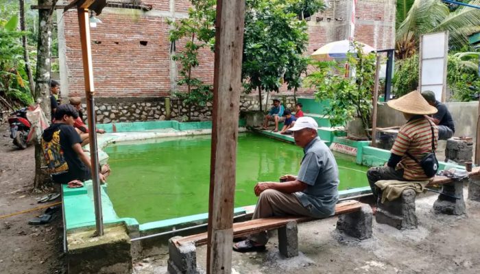 Putra Wartawan Gelar Mancing Lele Gratis Menyambut Tahun Baru 2025 di Tulungagung