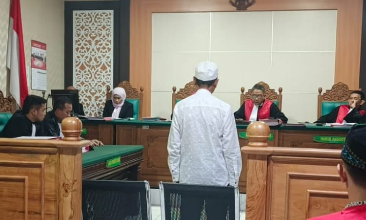 Terbukti Cabul, PN Sidoarjo Vonis 3 Tahun Penjara Pengasuh Ponpes Al Mahdiy Desa Pagerwojo Sidoarjo