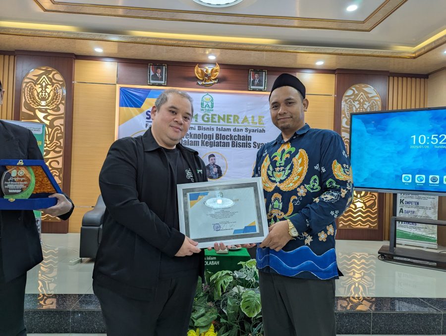 Blockchain Merambah Dunia Bisnis Syariah, Studium General Fakultas Febis IAI Tarbiyatut Tholabah Lamongan