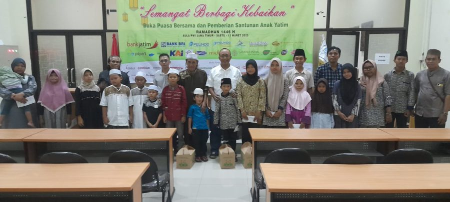 Tahun Kedua Ramadhan, SMSI Surabaya Sinergi dengan Korporasi Salurkan Bantuan dan Santunan Pada Anak Yatim dan Duafa