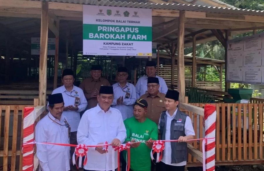 Baznas RI Bersama Baznas Trenggalek Didampingi Bupati Nur Arifin Resmikan Balai Ternak di Desa Pringapus