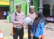 Kasatlantas Polres Trenggalek Memberikan Sosialisasi Etika Berkendara Kepada Santri Ponpes Qomarul Hidayah Kecamatan Tugu 8 Kasatlantas Polres Trenggalek Memberikan Sosialisasi Etika Berkendara Kepada Santri Ponpes Qomarul Hidayah Kecamatan Tugu