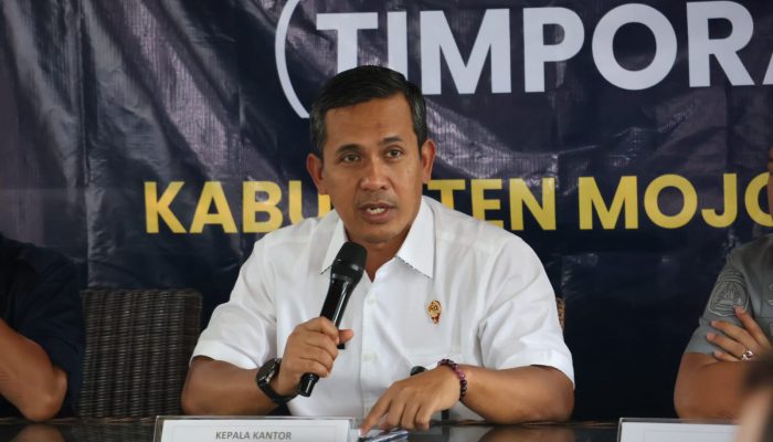 Rapat Timpora Mojokerto Bahas Pengawasan Orang Asing dan PMA Fiktif, Cara Imigrasi Surabaya Perkuat Sinergi