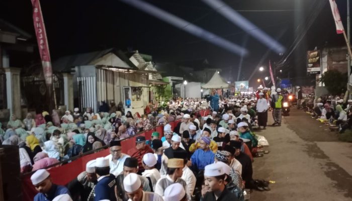 Ribuan Jamaah Hadiri Tasyakuran dan Halal Bihalal Komunitas Emak-Emak JMC Glagahdowo