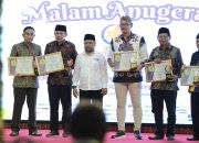 Syamsul Bahri, Anggota DPRD Sumenep Raih Penghargaan Bergengsi SMSI Award 2025 5 Syamsul Bahri, Anggota DPRD Sumenep Raih Penghargaan Bergengsi SMSI Award 2025