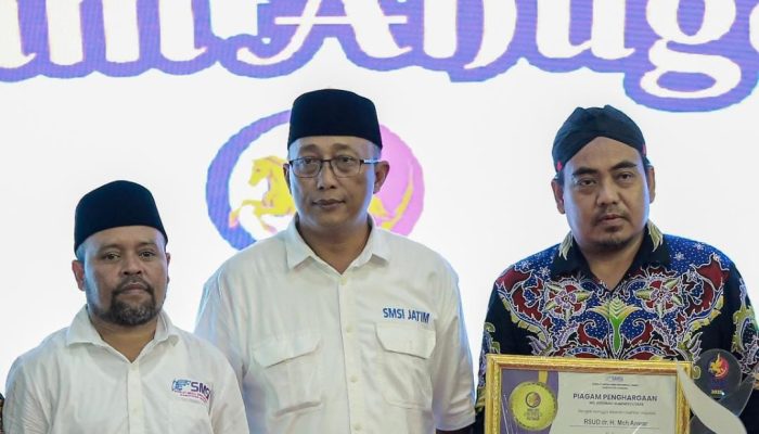 Diganjar Penghargaan SMSI Award 2025, Dirut RSUDMA Sumenep dr. Erliyati Ajak Media Menjadi Mitra Pemberitaan yang Positif