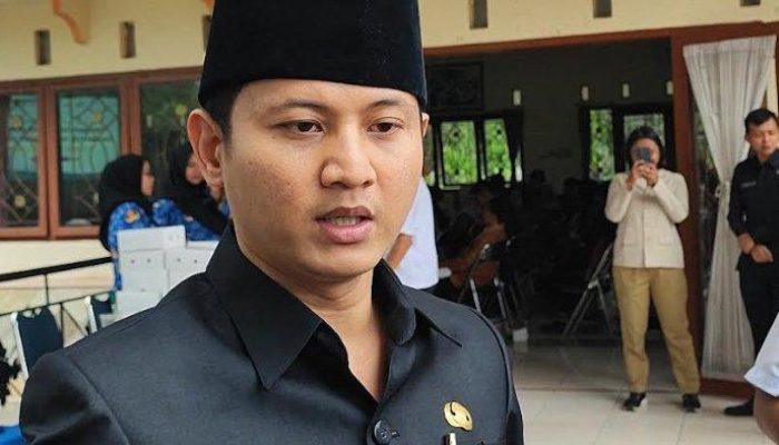 Bupati Trenggalek Menegaskan Tidak Wajib Siswa SD-SMP Untuk Membeli Seragam di Sekolah