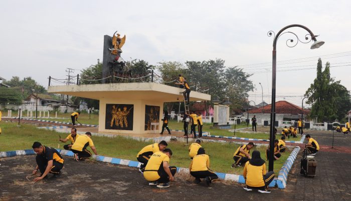 Polres Sumenep Gelar Bakti Religi di TMP Jokotole