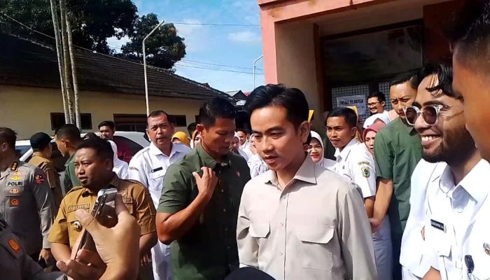 Kunjungi Bondowoso, Wapres Gibran Sambangi Puskesmas Sempol Ijen
