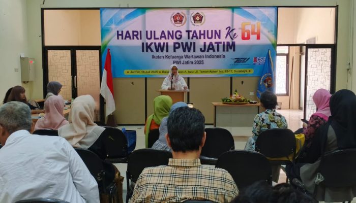 Meriah dan Penuh Keakraban, HUT ke-64 IKWI PWI Jatim Dihadiri Anggota DPD RI Lia Istifhamah
