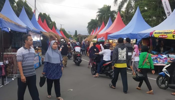 Pesta Rakyat Trenggalek Kembali Digelar di Alun-Alun untuk Rayakan HUT RI ke-80