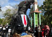 Masyarakat Masalembu Sumenep Kritik Pemerintah Lewat Karnaval 7 Masyarakat Masalembu Sumenep Kritik Pemerintah Lewat Karnaval