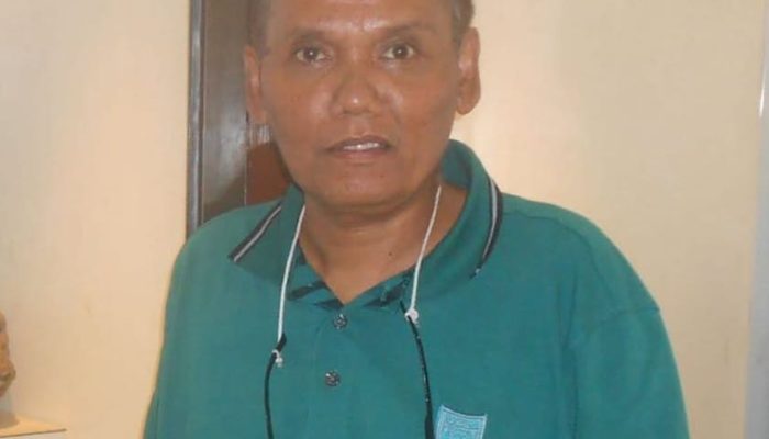 Penyair Pulo Lasman Simanjuntak Kembali ‘Mengguliti’ Kasus Korupsi Melalui Karya Puisi